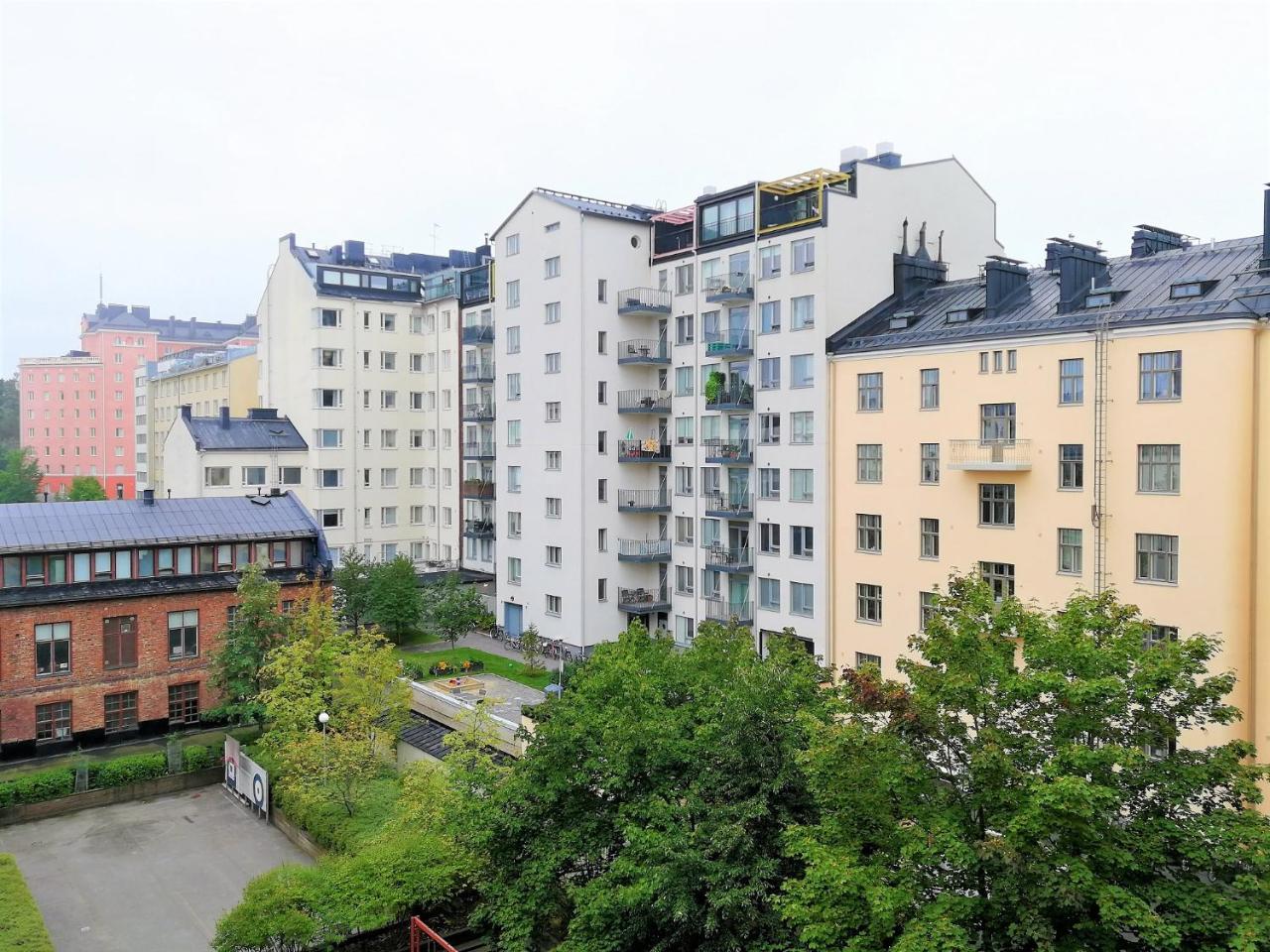 Hiisi Homes Helsinki Soernaeinen Exterior foto
